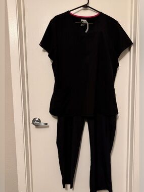 Classic Black Scrub Set